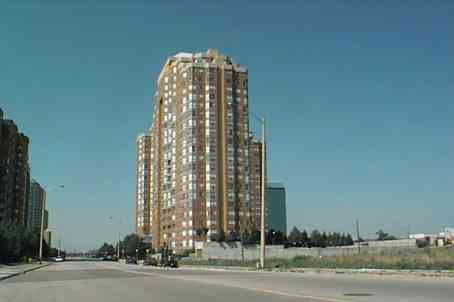 Search 335 Webb Drive Condos in Mississauga