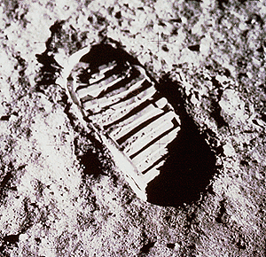 Apollo 11 foot print on the moon